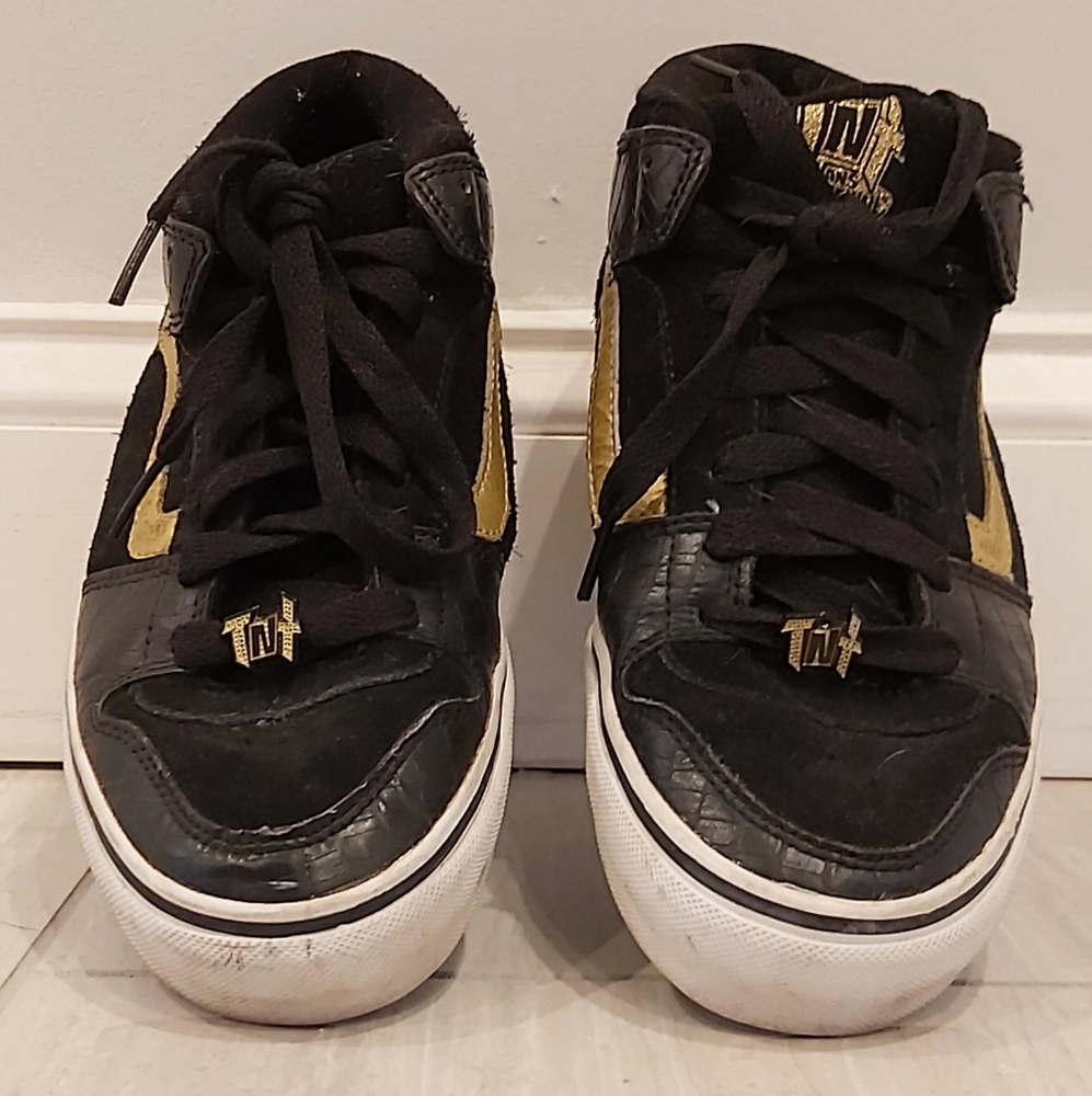 Vans Original Classic TNT Black and Gold 07/08 Holiday Collection